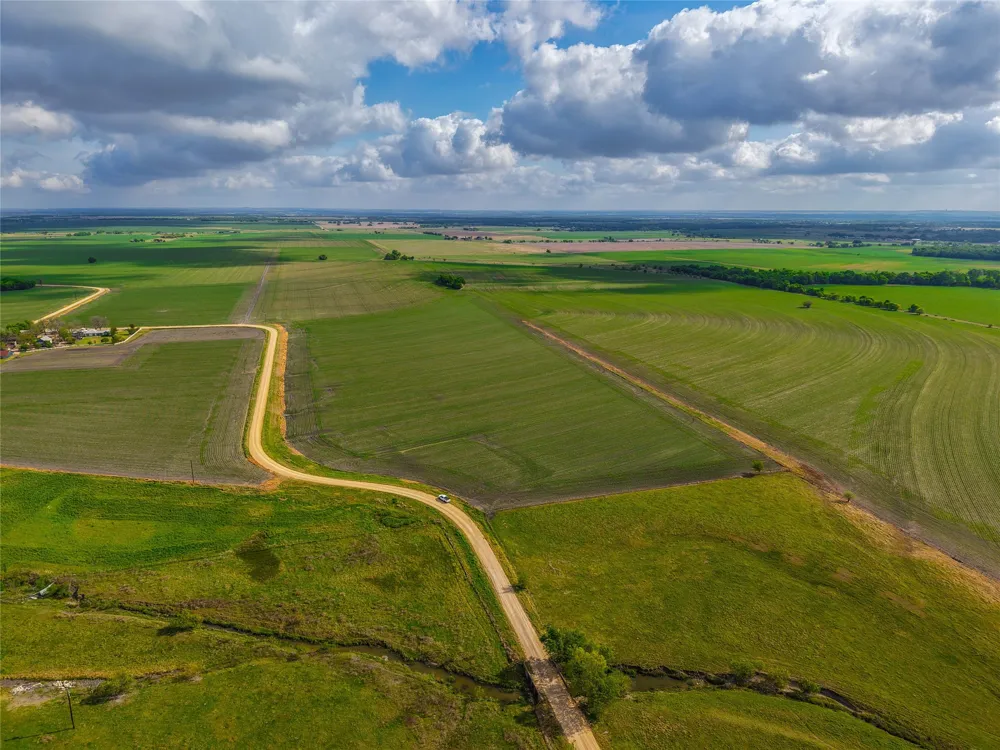 CATHEY CREEK ROAD Holland, TX 76534