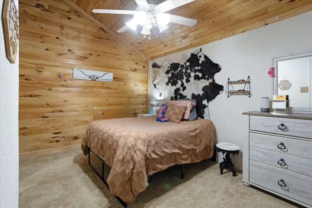 6130 Peninsula Circle Athens, TX 75752