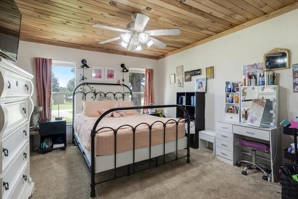 6130 Peninsula Circle Athens, TX 75752