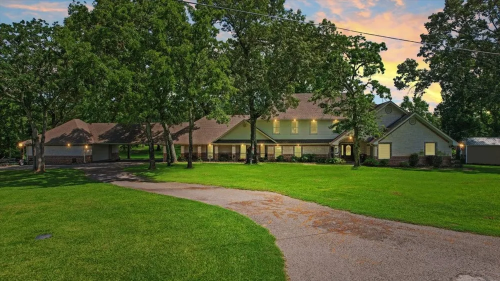 6130 Peninsula Circle Athens, TX 75752