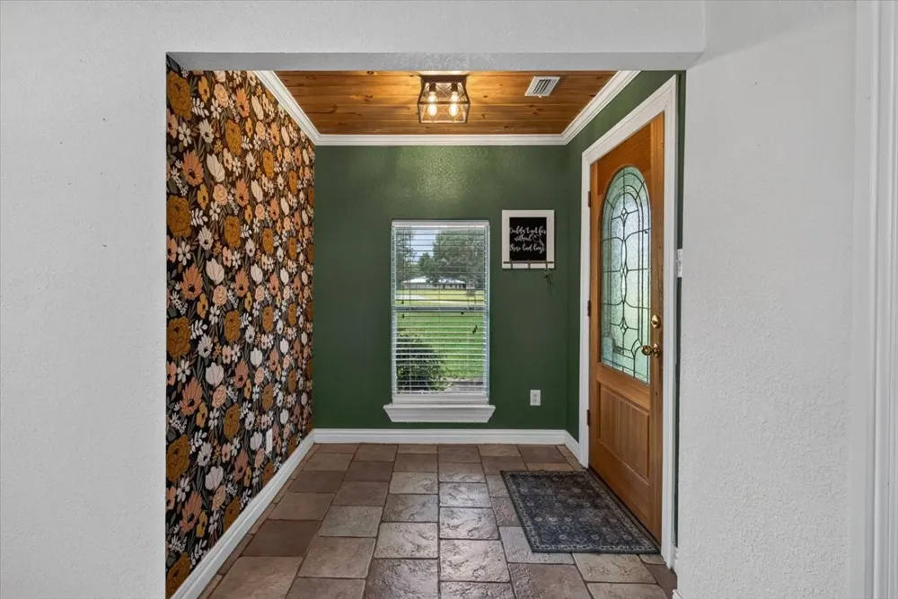 6130 Peninsula Circle Athens, TX 75752