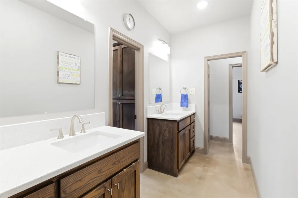 4299 County Road 1098 Celeste, TX 75423
