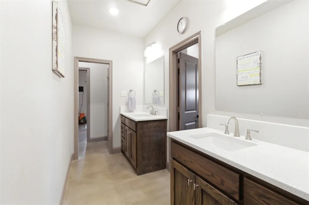 4299 County Road 1098 Celeste, TX 75423