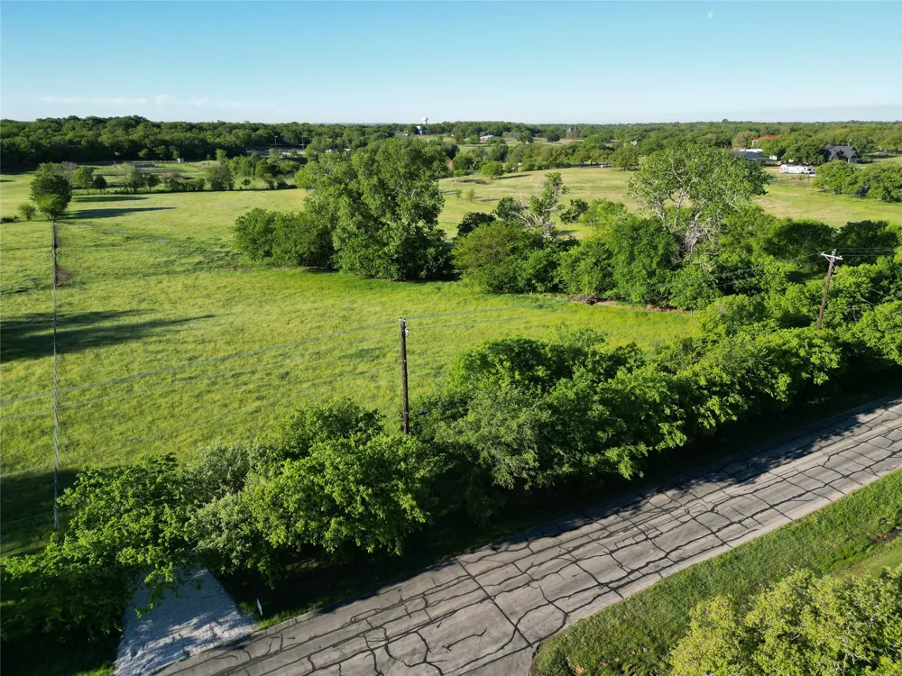 1640 E Jeter Road Bartonville, TX 76226