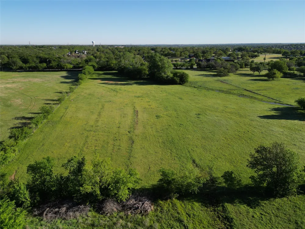 1640 E Jeter Road Bartonville, TX 76226