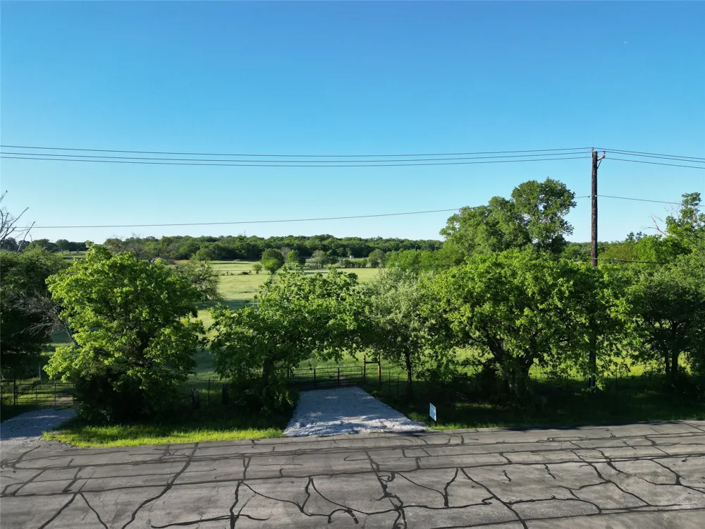 1640 E Jeter Road Bartonville, TX 76226