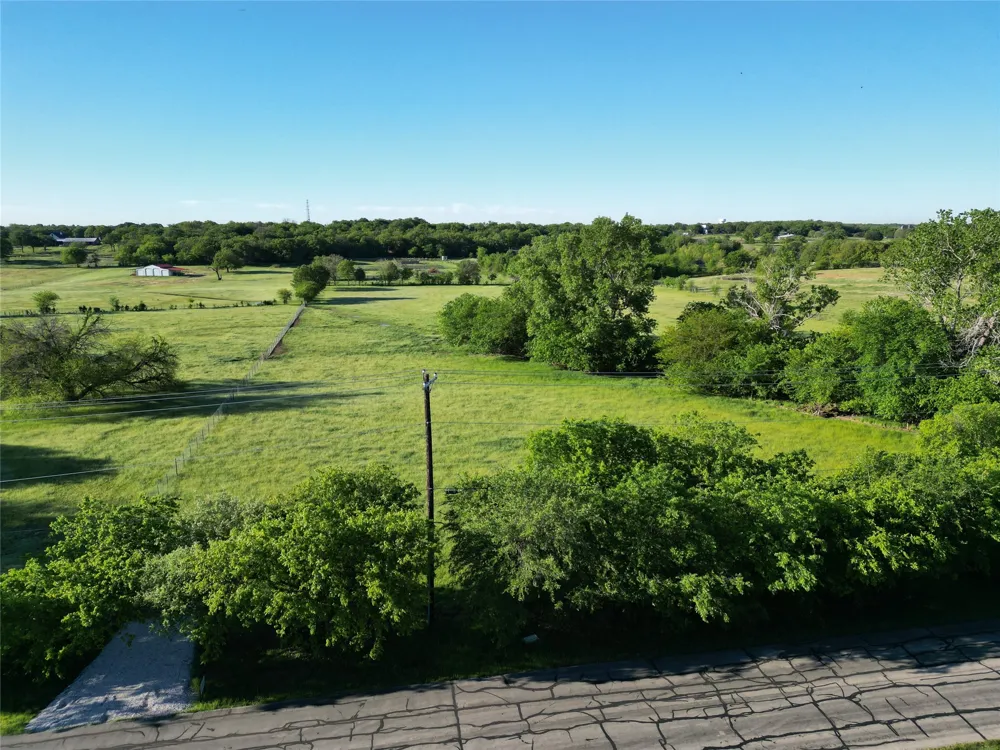 1640 E Jeter Road Bartonville, TX 76226