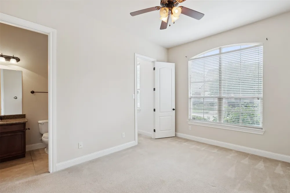 2460 Embleton Drive Lewisville, TX 75067
