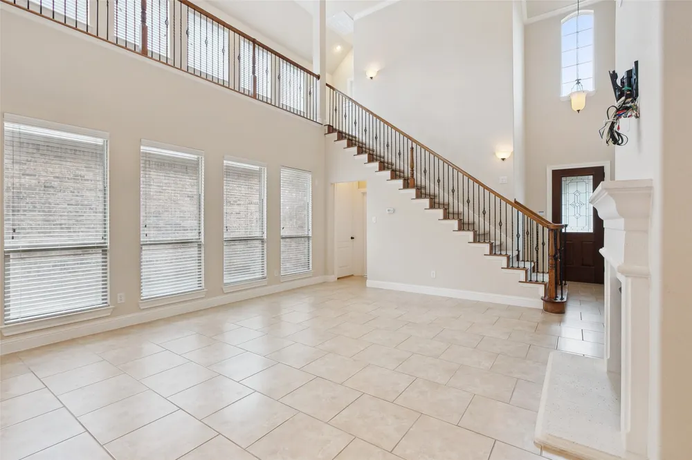 2460 Embleton Drive Lewisville, TX 75067