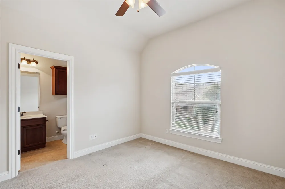 2460 Embleton Drive Lewisville, TX 75067