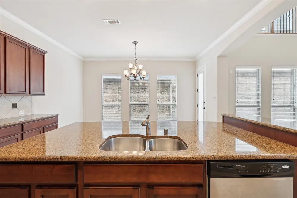 2460 Embleton Drive Lewisville, TX 75067