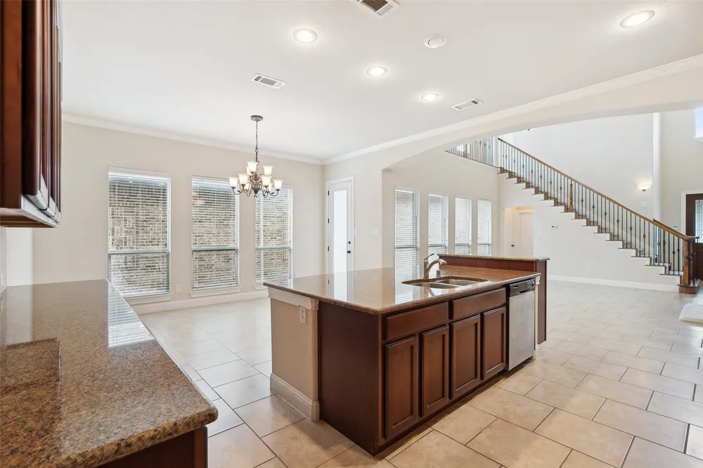 2460 Embleton Drive Lewisville, TX 75067