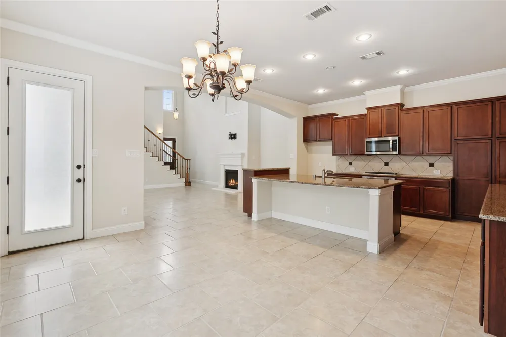 2460 Embleton Drive Lewisville, TX 75067