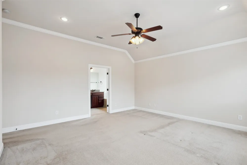 2460 Embleton Drive Lewisville, TX 75067