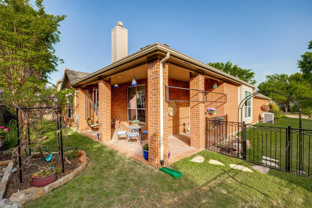 1304 Quaker Drive Fairview, TX 75069