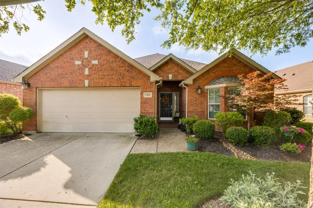 1304 Quaker Drive Fairview, TX 75069
