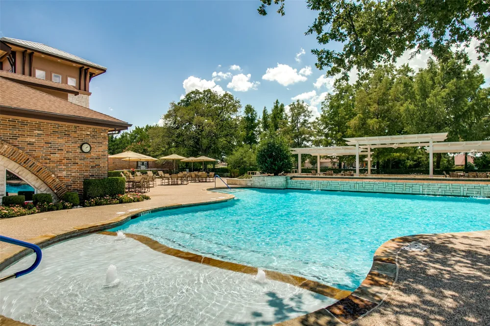 1304 Quaker Drive Fairview, TX 75069
