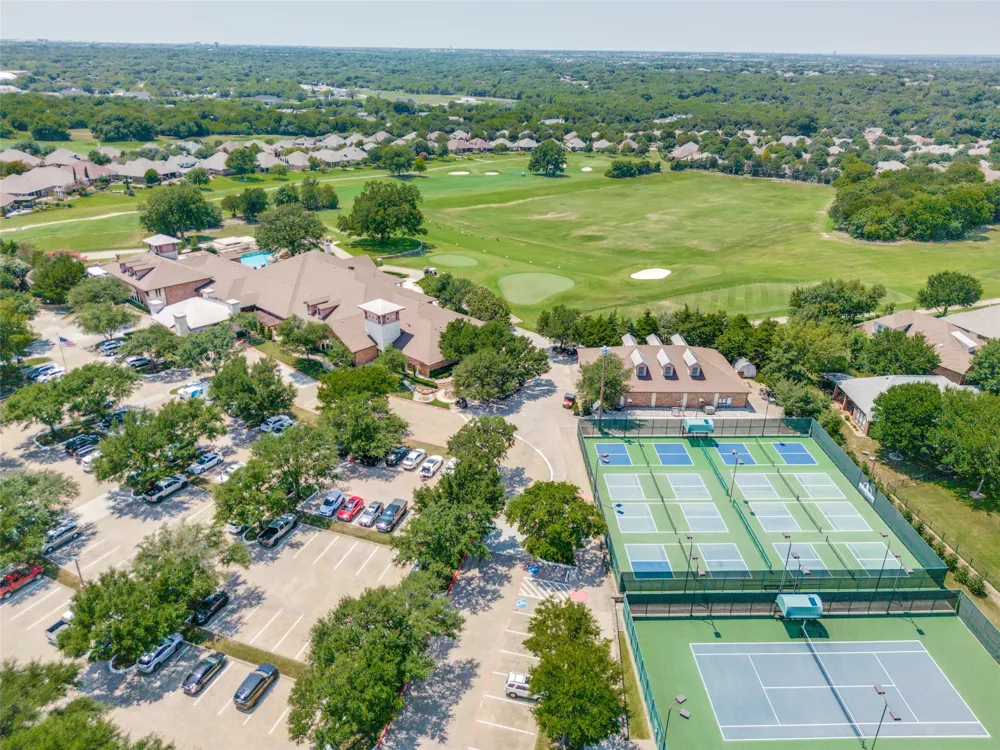 1304 Quaker Drive Fairview, TX 75069