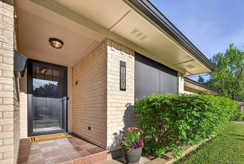 1907 Wes Hardin Circle Bonham, TX 75418