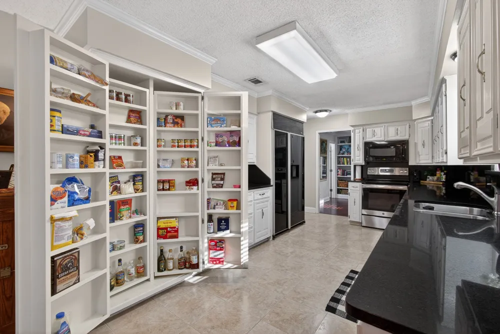 1907 Wes Hardin Circle Bonham, TX 75418