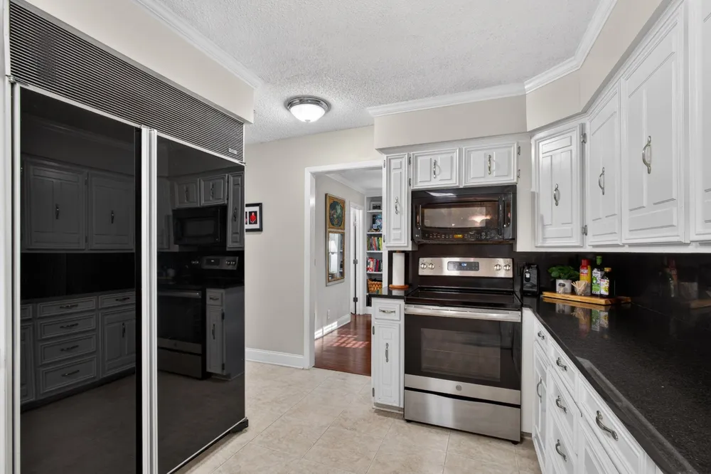 1907 Wes Hardin Circle Bonham, TX 75418