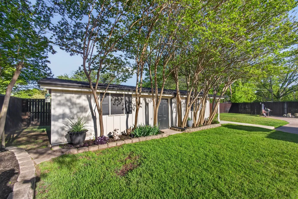 1907 Wes Hardin Circle Bonham, TX 75418