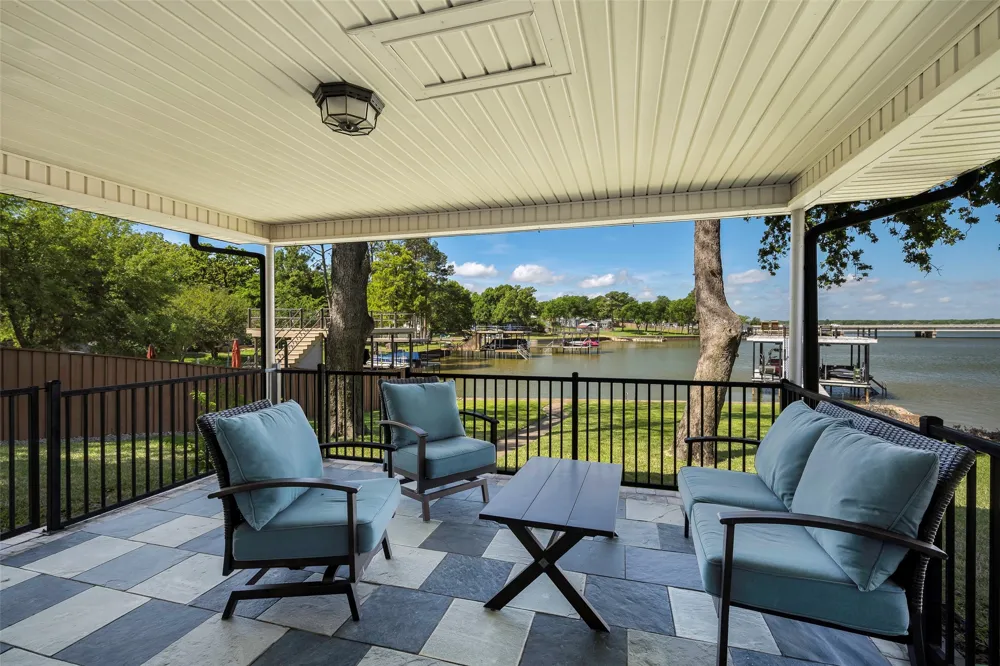 256 Whispering Oaks Trail Payne Springs, TX 75156