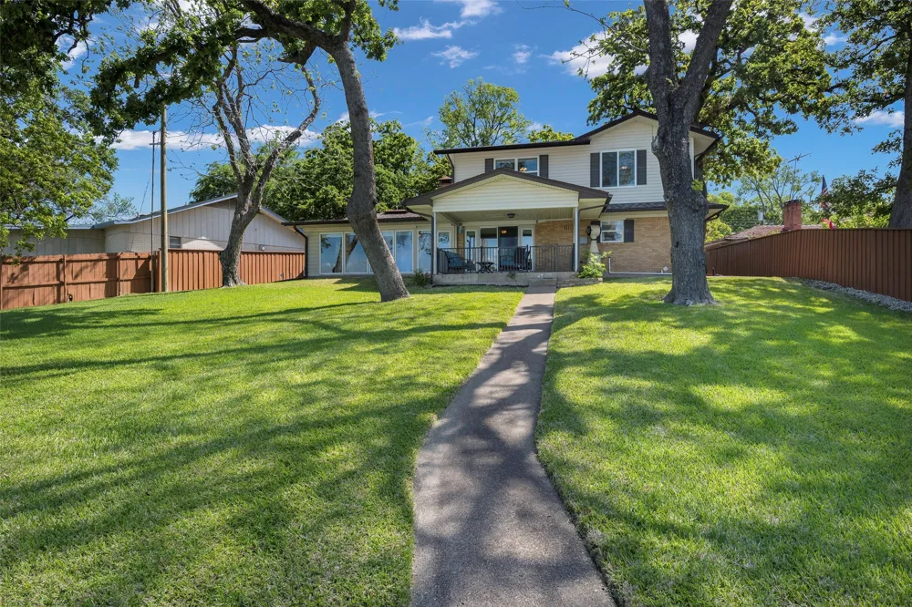 256 Whispering Oaks Trail Payne Springs, TX 75156