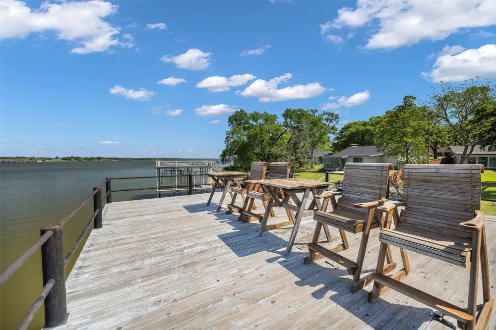 256 Whispering Oaks Trail Payne Springs, TX 75156