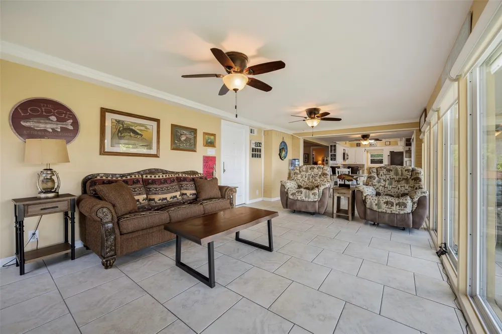 256 Whispering Oaks Trail Payne Springs, TX 75156