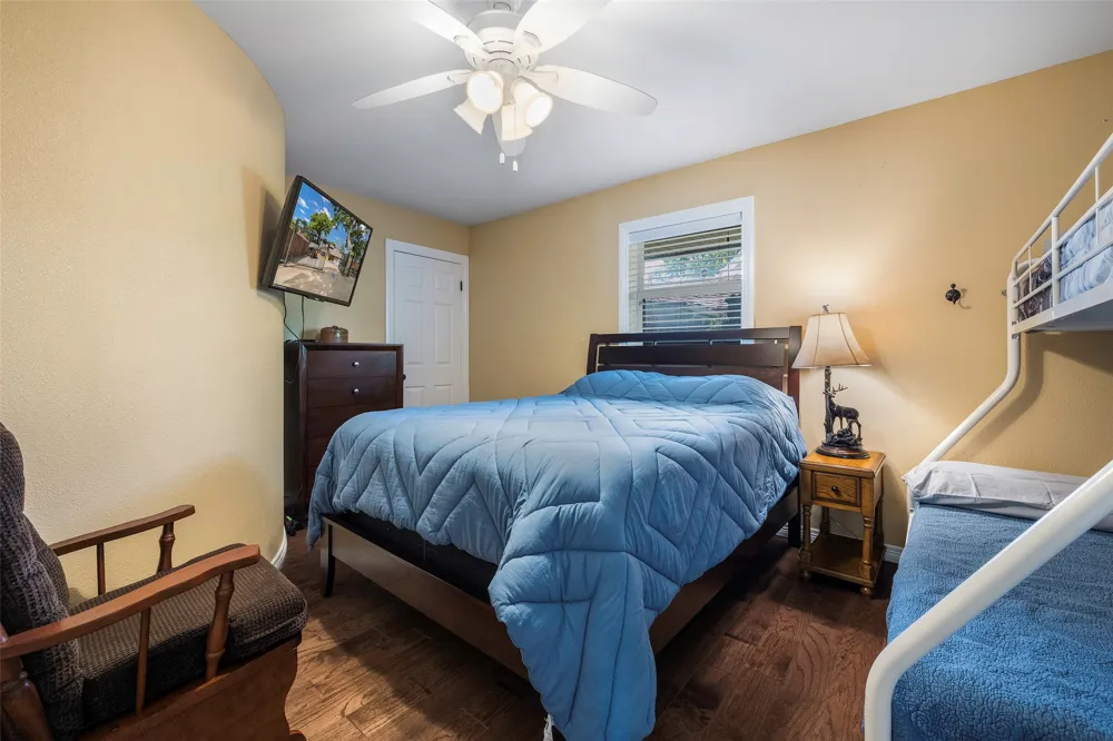 256 Whispering Oaks Trail Payne Springs, TX 75156