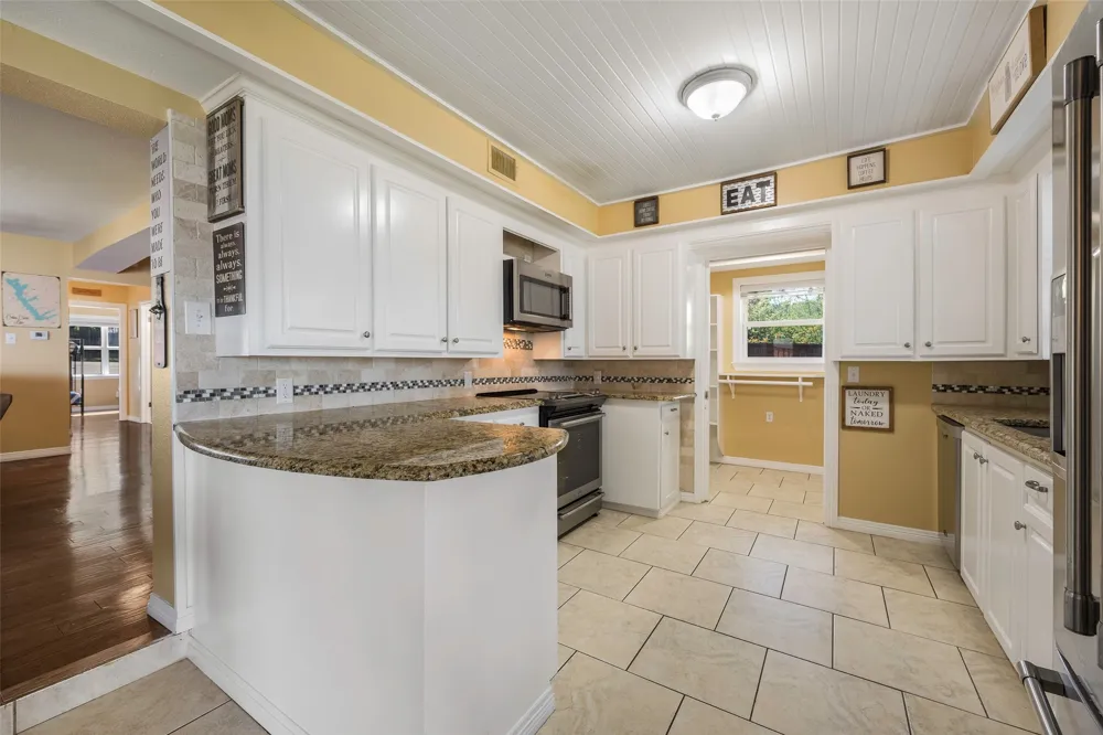 256 Whispering Oaks Trail Payne Springs, TX 75156