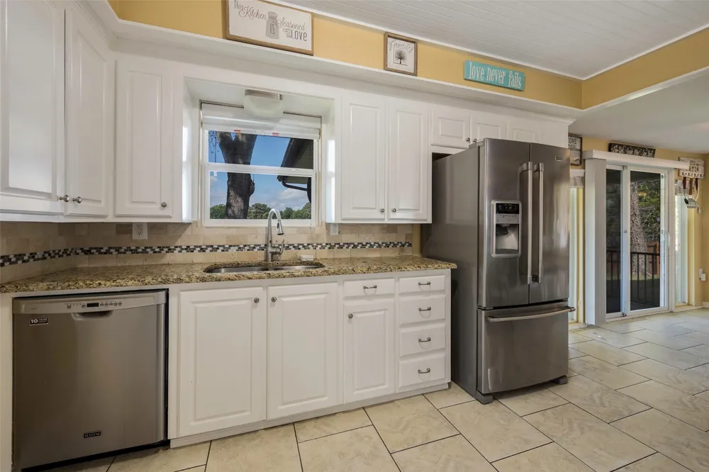 256 Whispering Oaks Trail Payne Springs, TX 75156