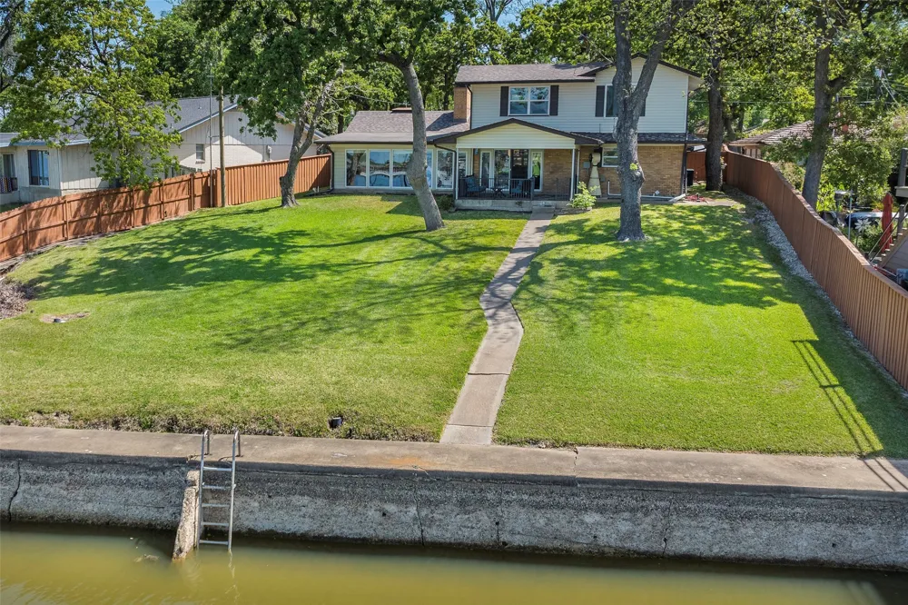 256 Whispering Oaks Trail Payne Springs, TX 75156