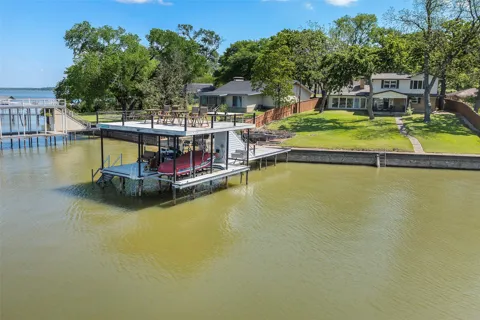 256 Whispering Oaks Trail