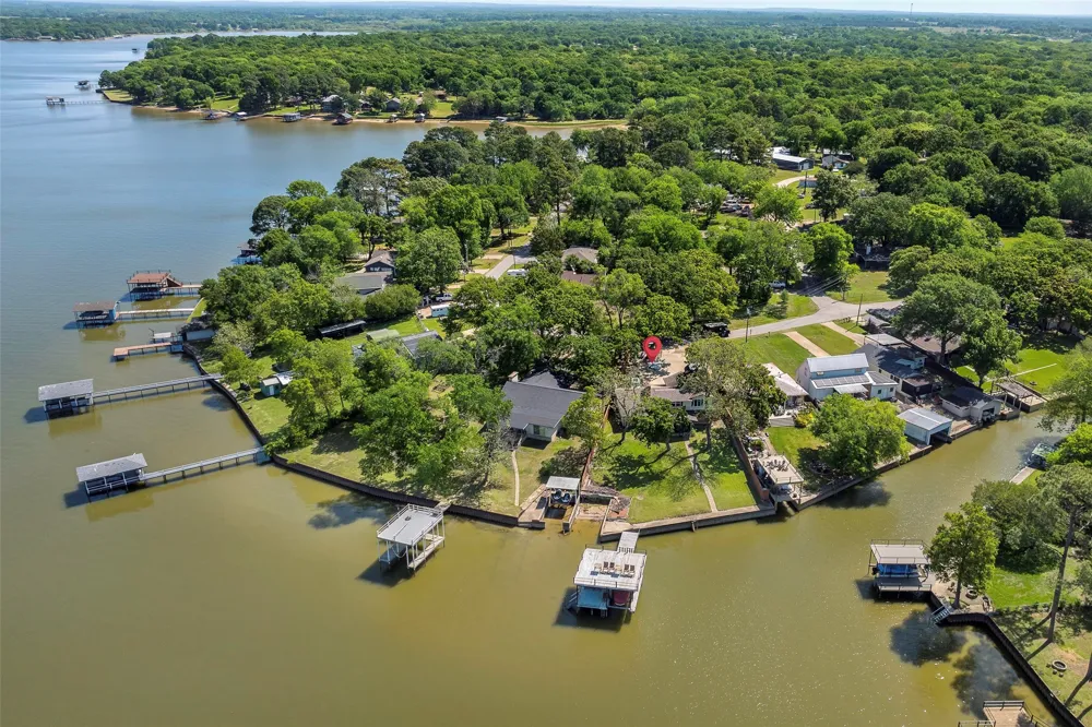 256 Whispering Oaks Trail Payne Springs, TX 75156