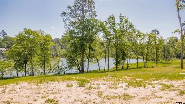 1217 Chateau Lane #B Lindale, TX 75771