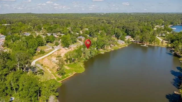 1217 Chateau Lane #B Lindale, TX 75771