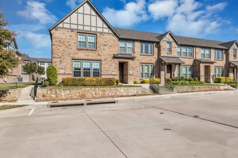 6116 Silverado Trail
