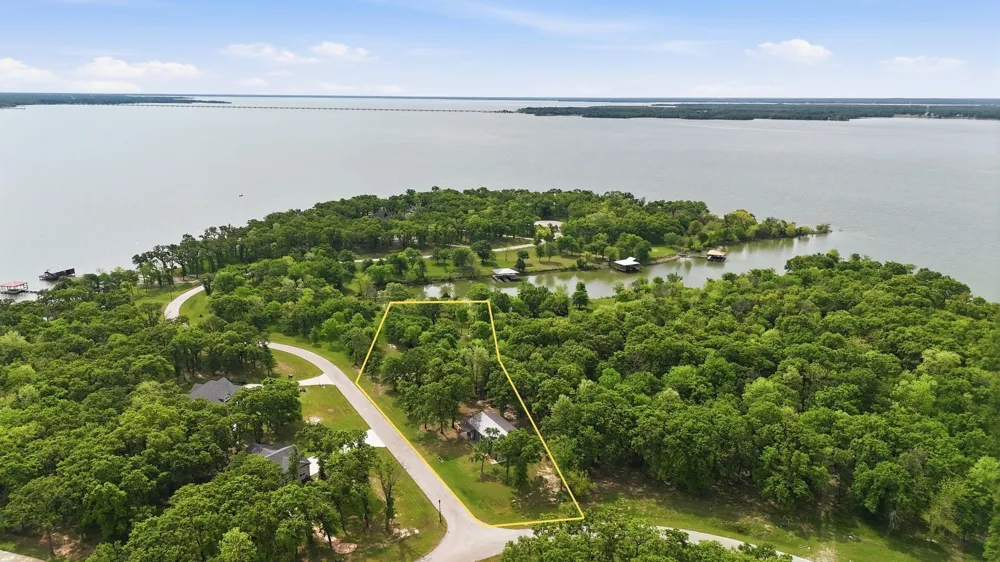7366 Point  Aquarius Quinlan, TX 75474