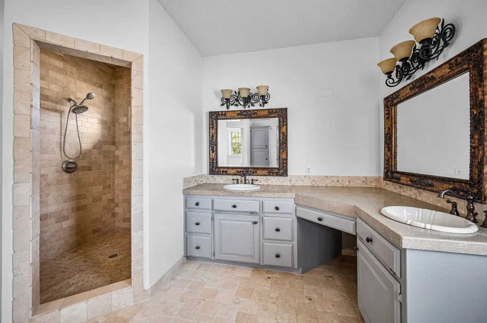 5327 Dusty Road Athens, TX 75752
