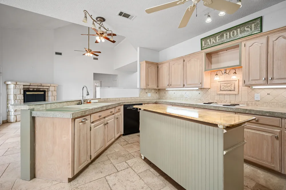 5327 Dusty Road Athens, TX 75752