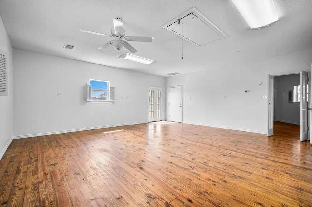 5327 Dusty Road Athens, TX 75752