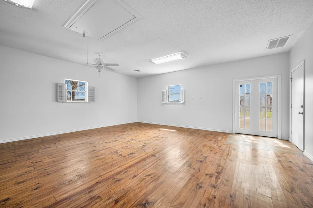 5327 Dusty Road Athens, TX 75752