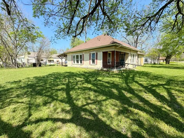 201 E San Antonio Avenue Cooper, TX 75432