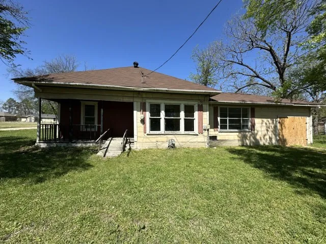 201 E San Antonio Avenue Cooper, TX 75432