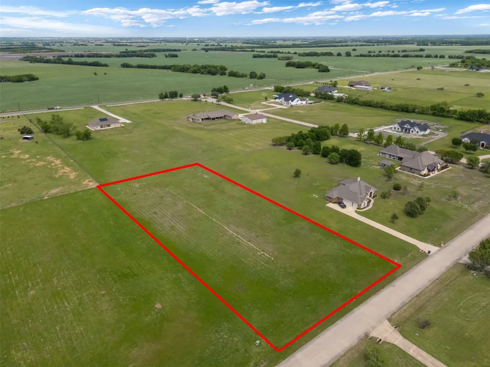 800 Hidden Pass Royse City, TX 75189