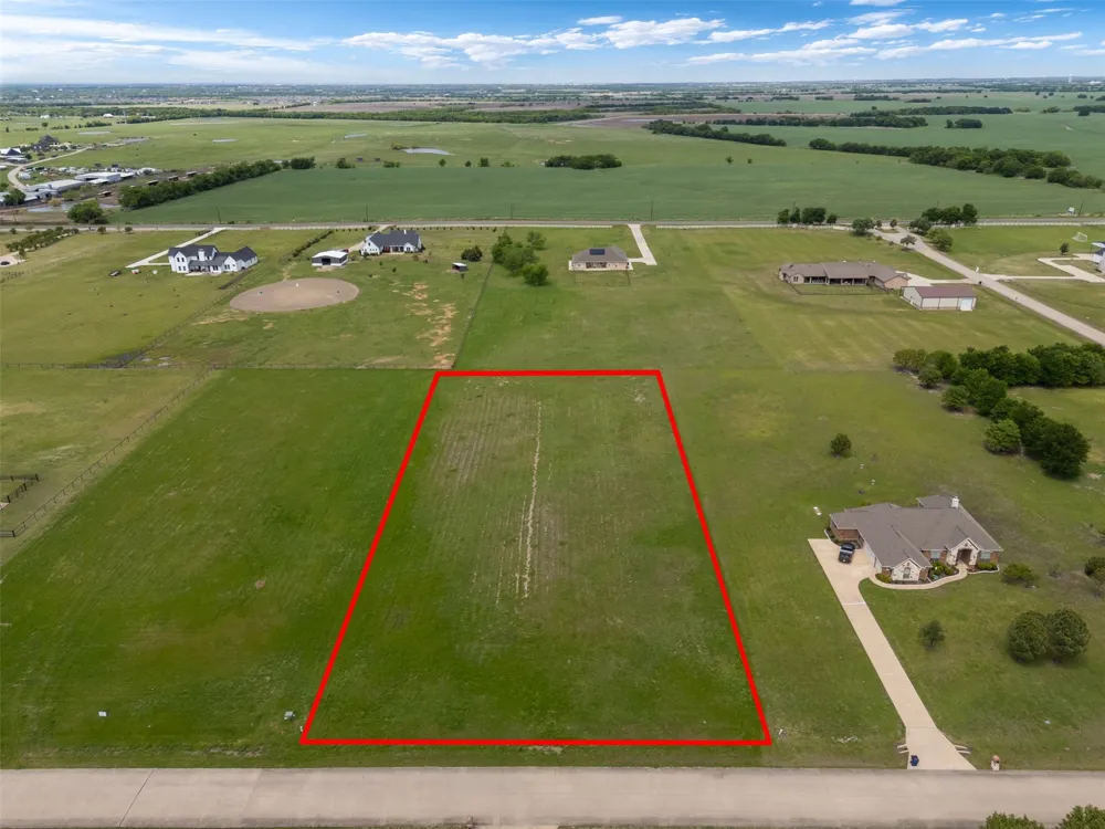800 Hidden Pass Royse City, TX 75189