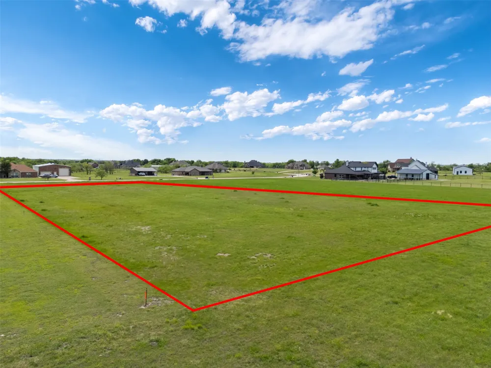 800 Hidden Pass Royse City, TX 75189