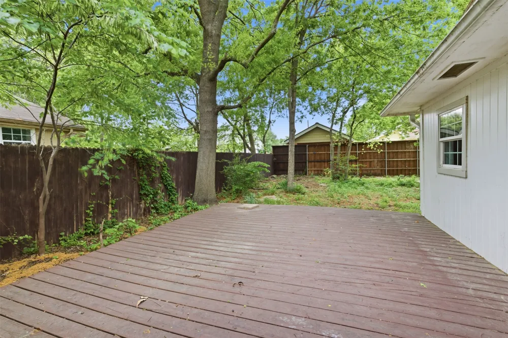 1207 College Street McKinney, TX 75069